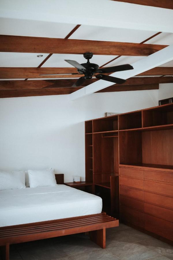 Salvatierra Beachfront Hotel Puerto Coyote Kültér fotó