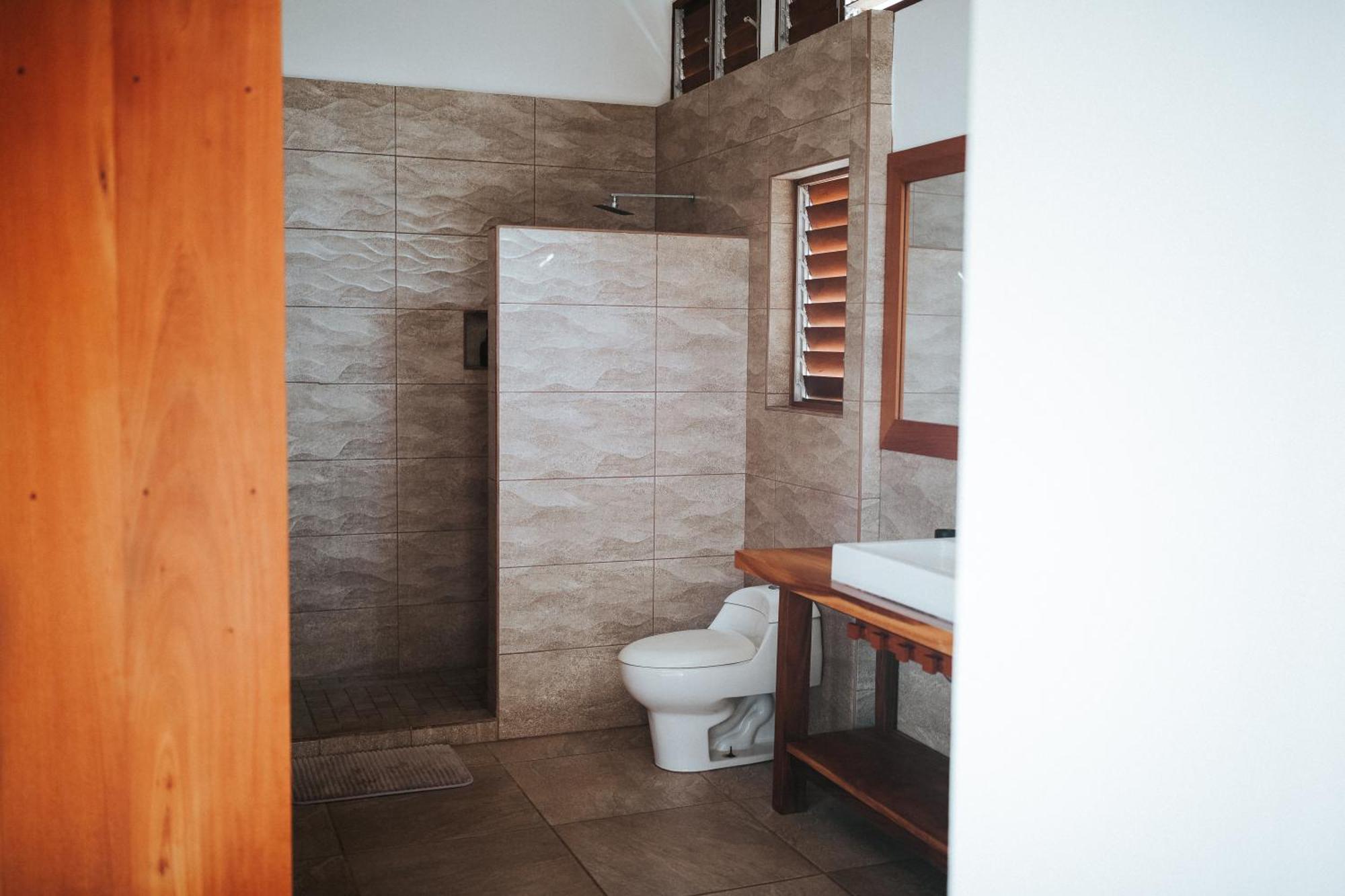 Salvatierra Beachfront Hotel Puerto Coyote Szoba fotó